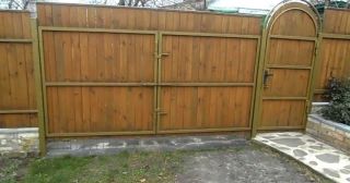 Купить распашные ворота деревянные Камень-на-Оби, цена от 2783 руб.