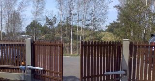 Купить распашные ворота из штакетника Камень-на-Оби, цена от 2783 руб.